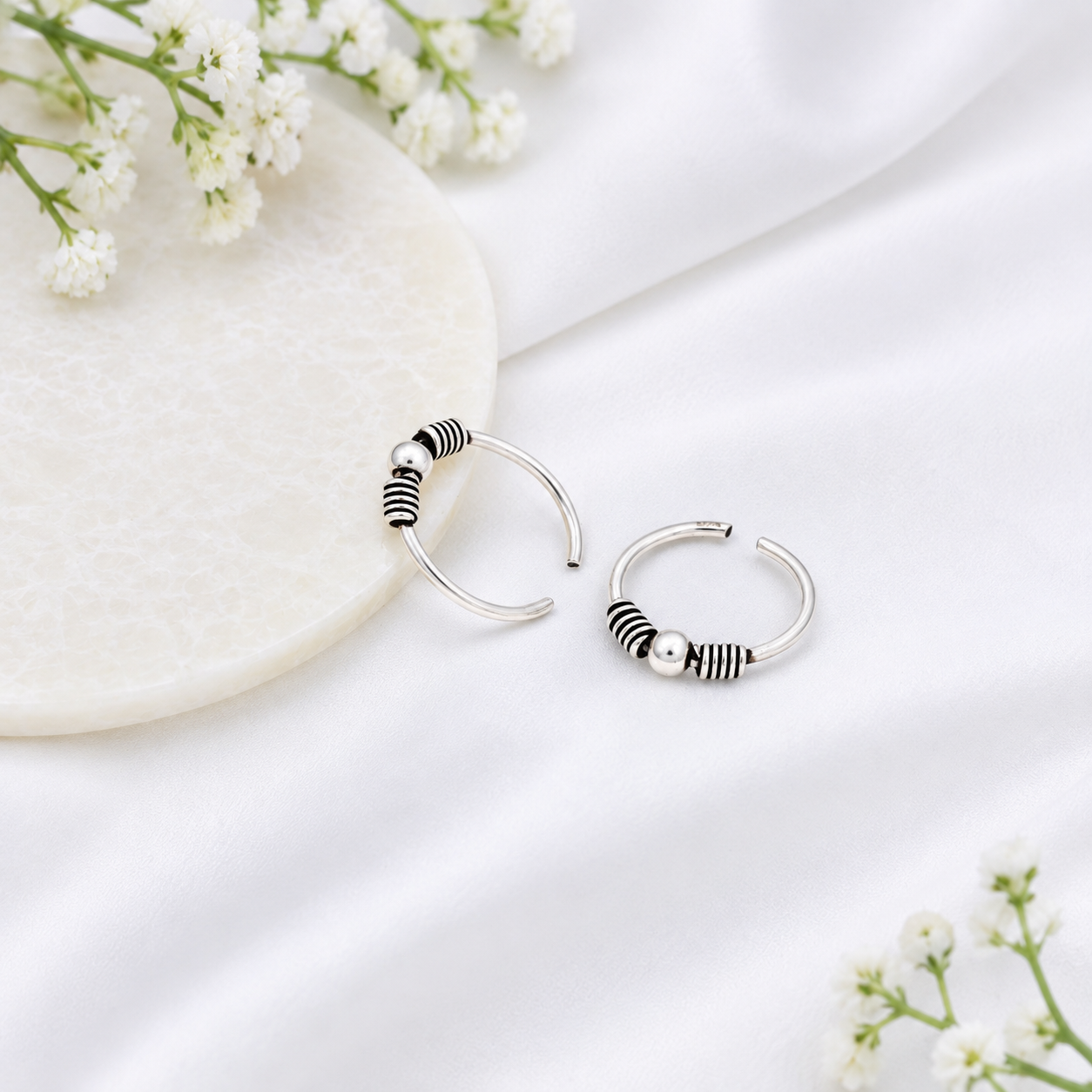 Minimalist Silver Bali – OYA by Gemkara view 4