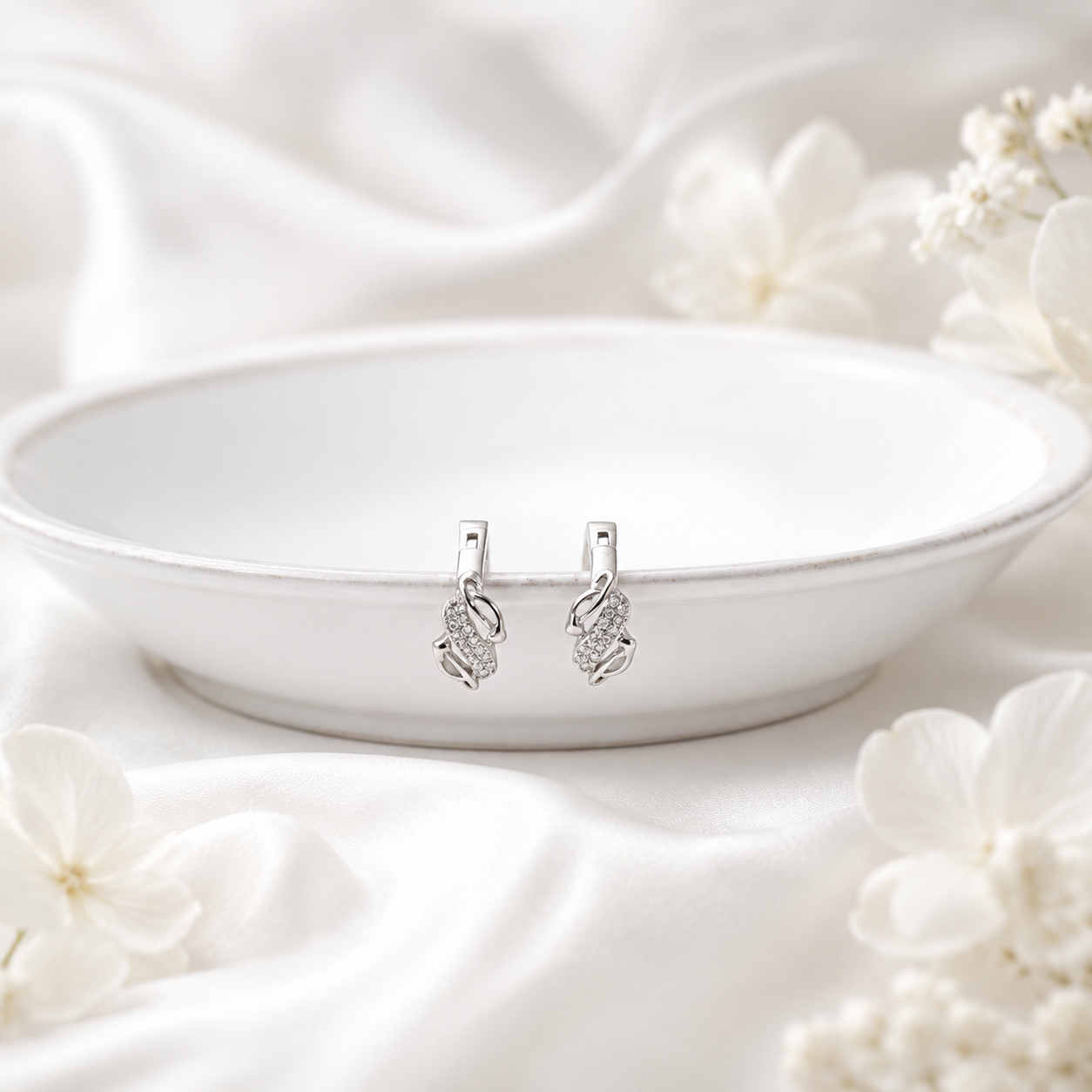Crystal Knot Silver Bali – OYA by Gemkara view 4