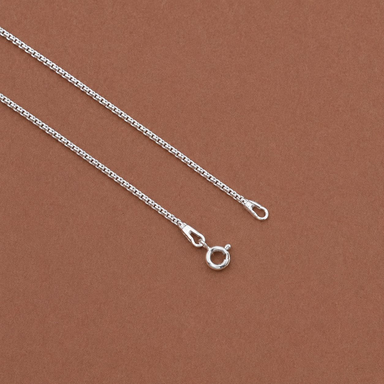 Classic Venetian Chain view 3