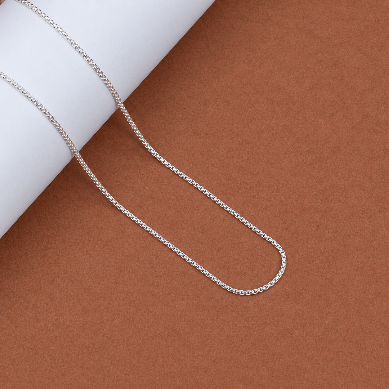 Classic Venetian Chain view 4