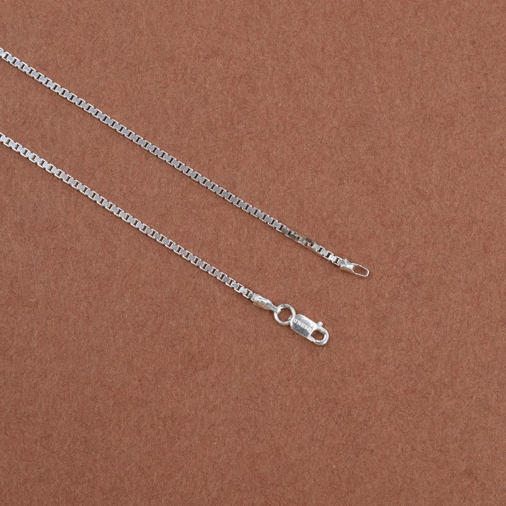 Classic Box Chain