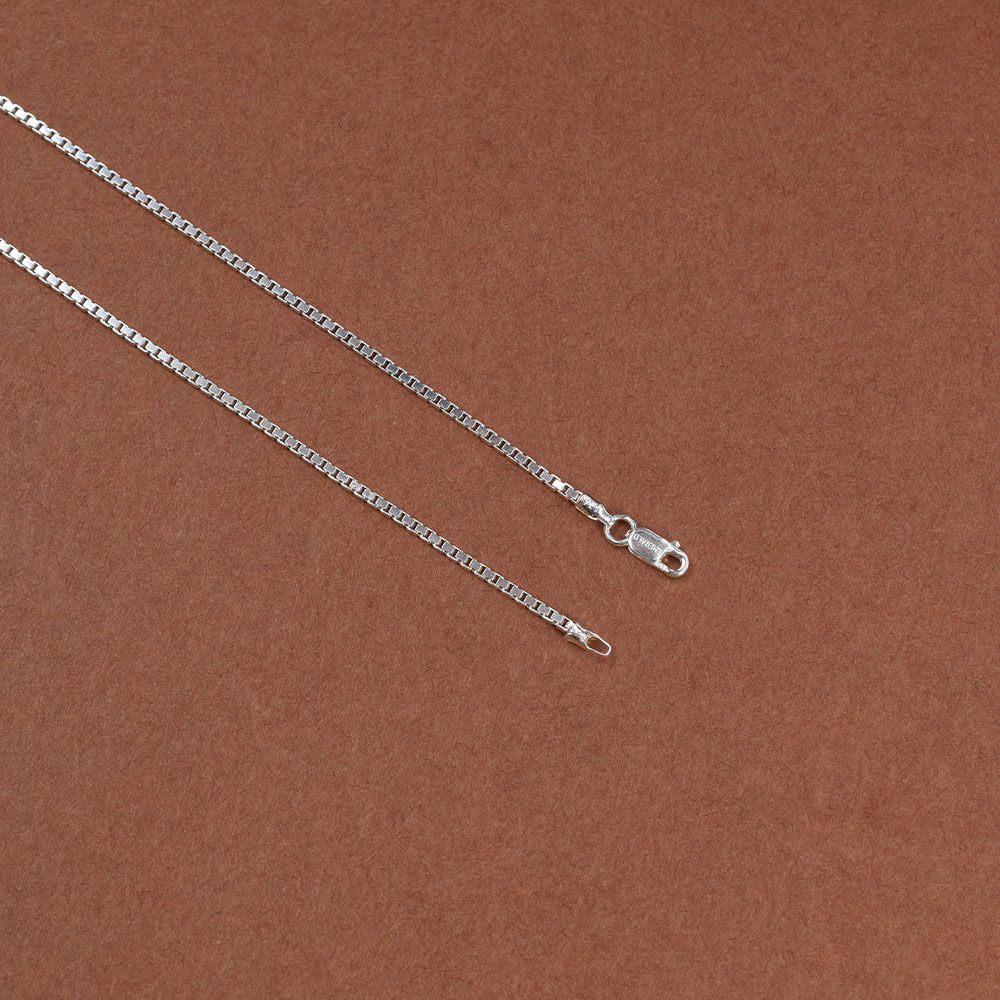 Venetian Box Chain