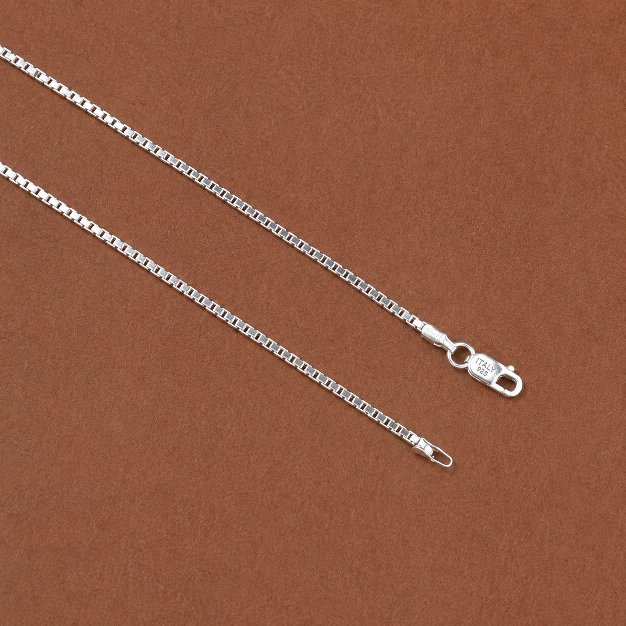 Venetian Box Chain view 4