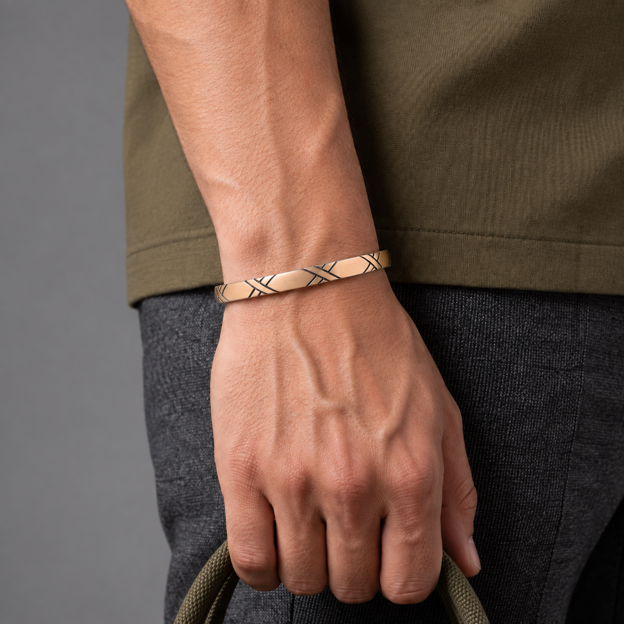 Rose Gold Crossline Kada preview