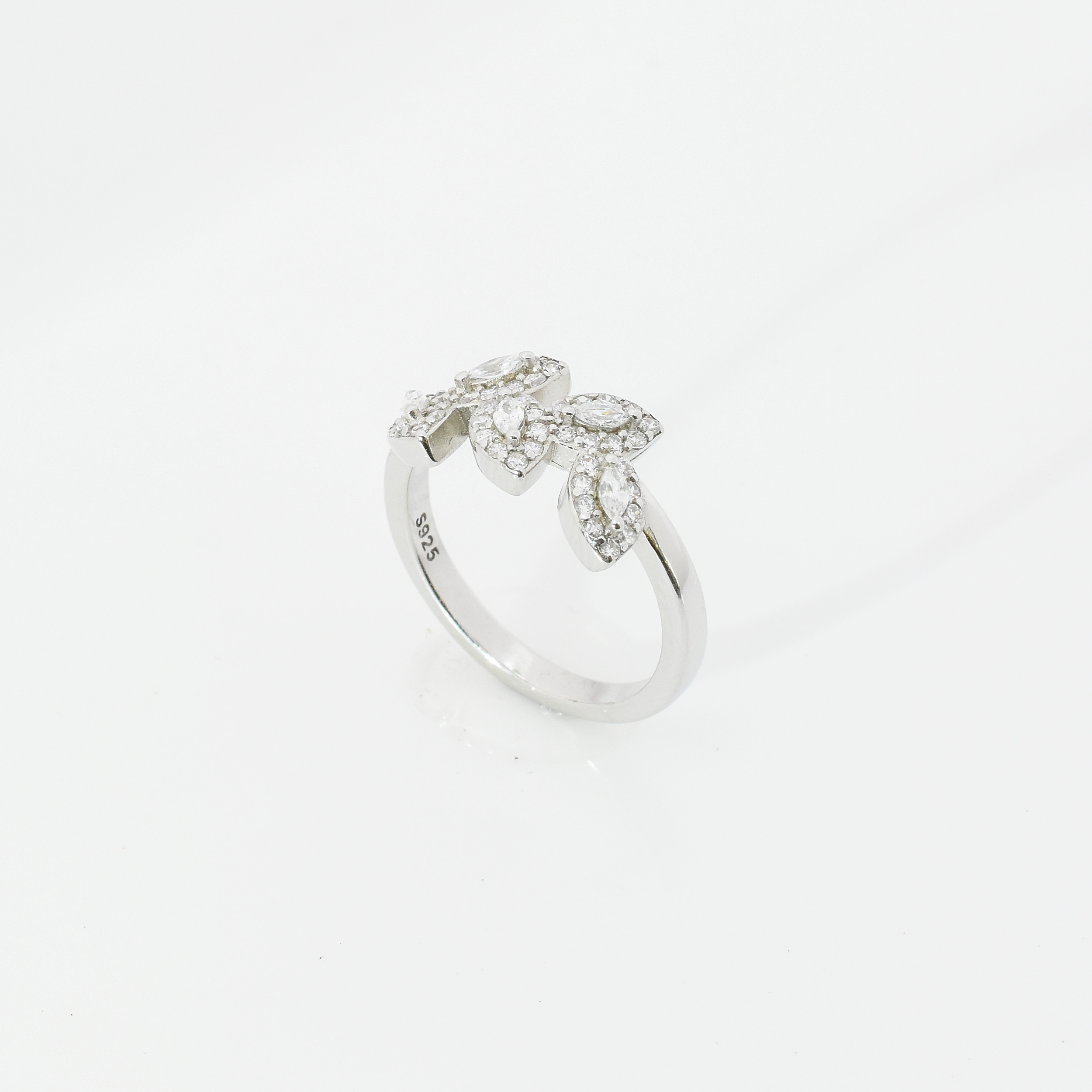 Ladies Ring