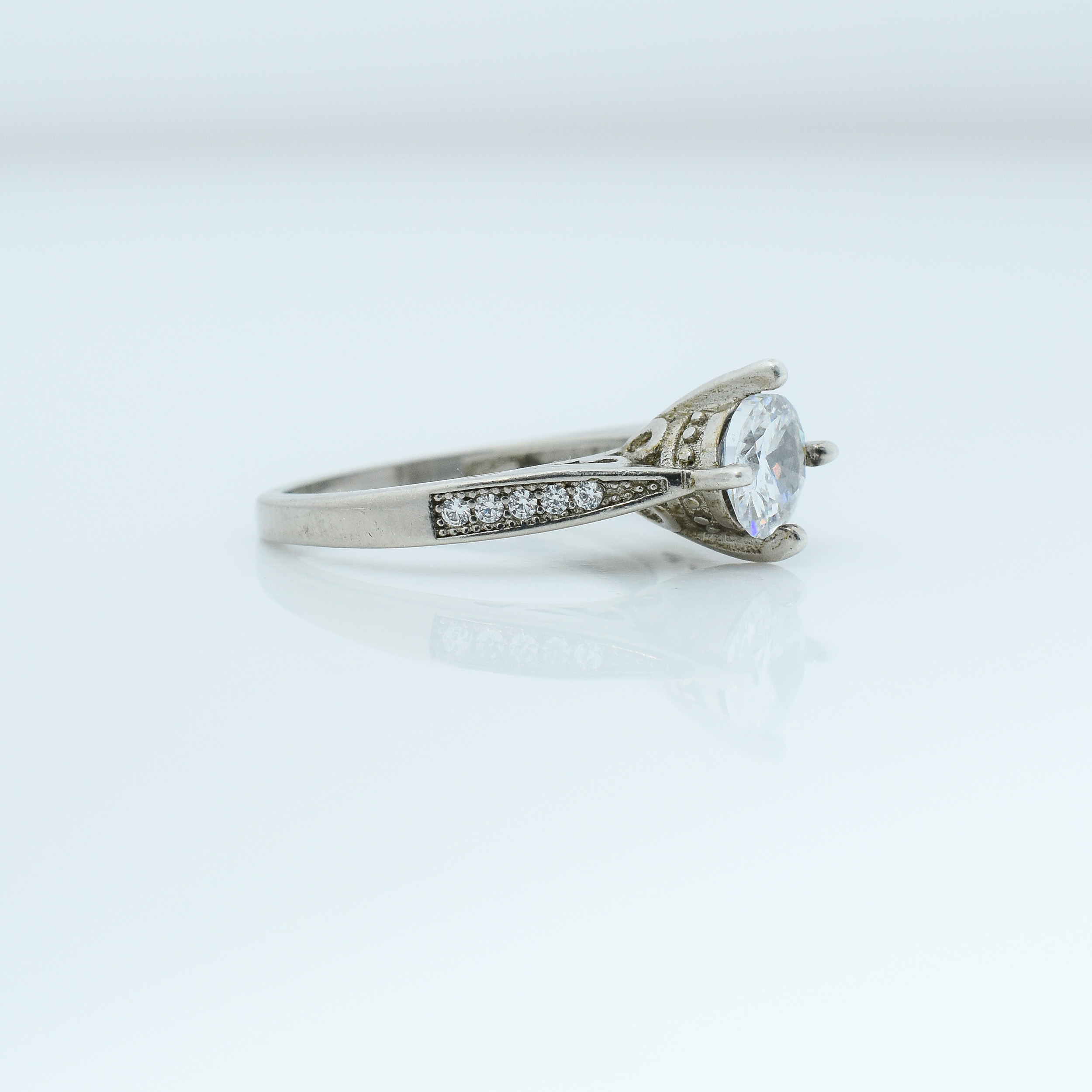 Ladies Ring