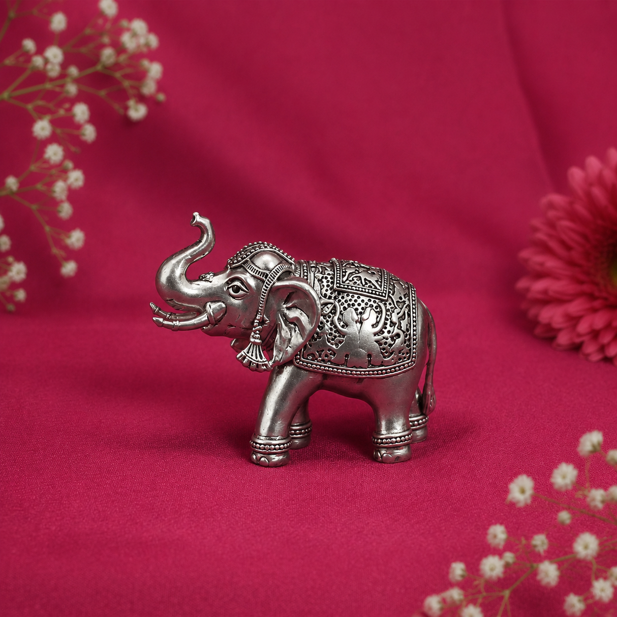 Royal Silver Elephant Idol preview