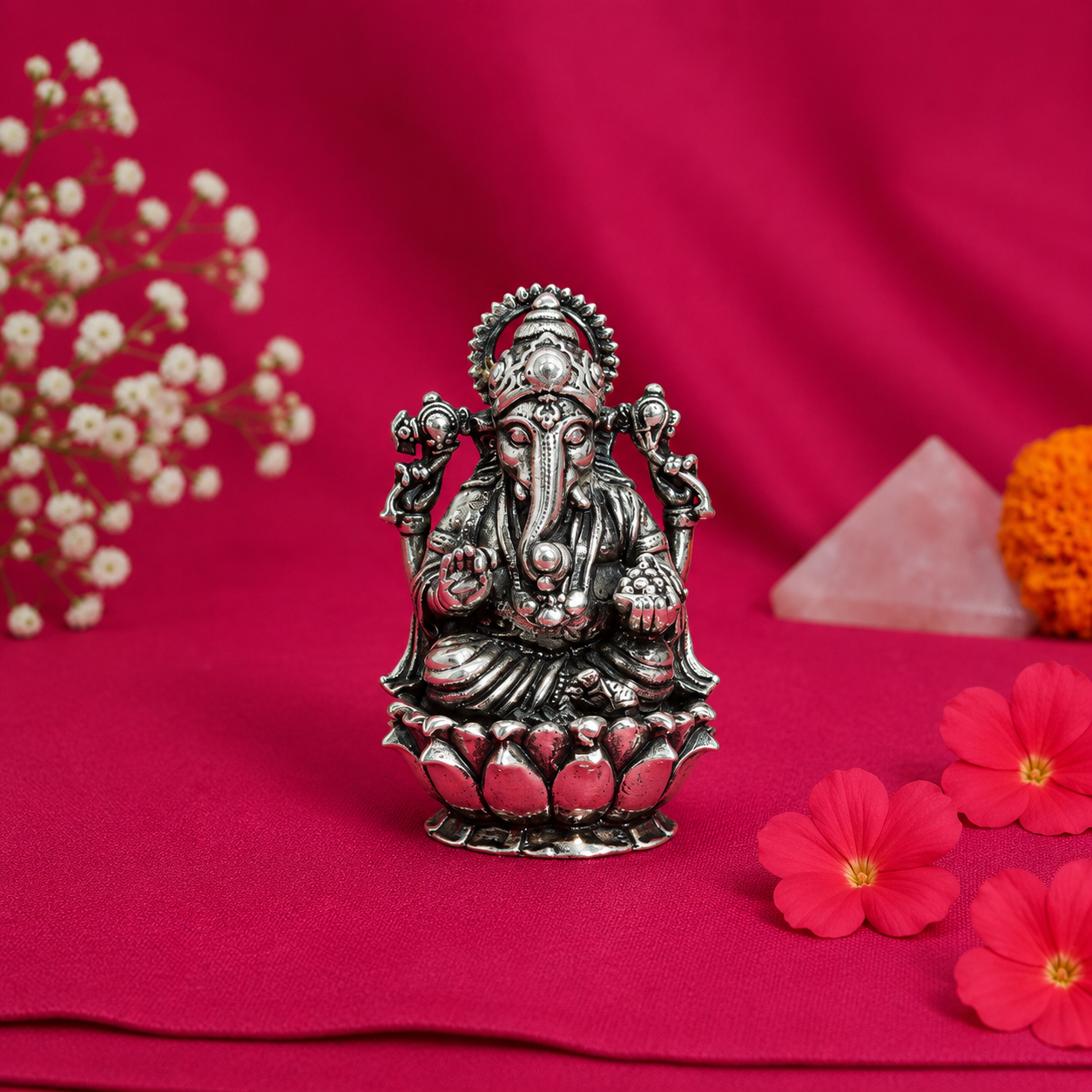 Siddhi Vinayak Silver Idol preview