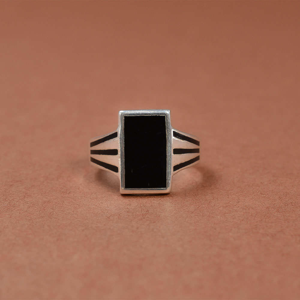 Men’s Silver Black Stone Signet Rin