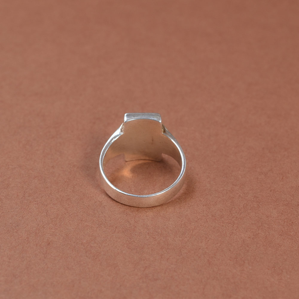 Men’s Silver Black Stone Signet Rin