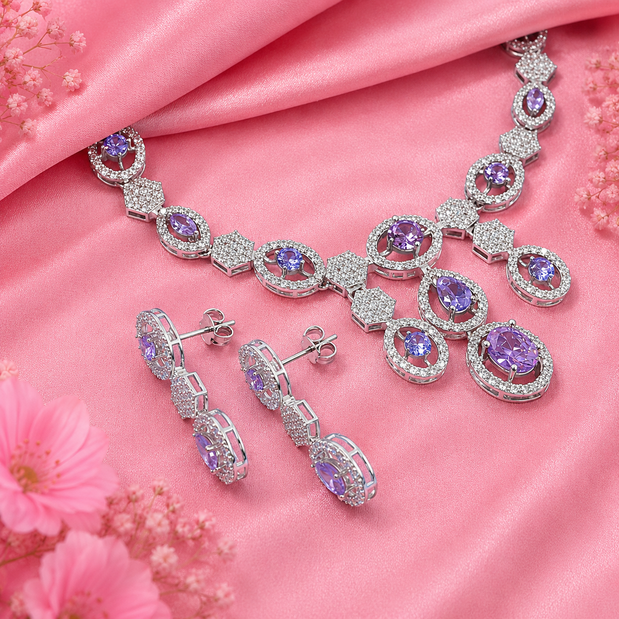 Lavina Necklace preview