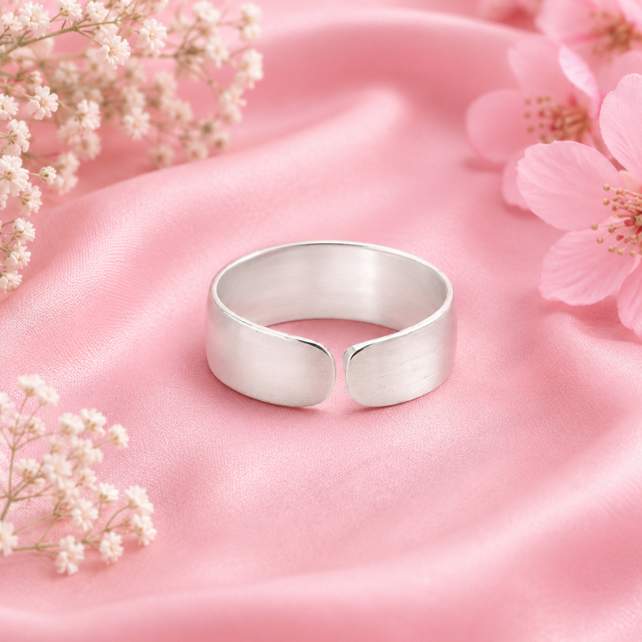 Simple Silver Band Bichhiya – OYA by Gemkara view 3